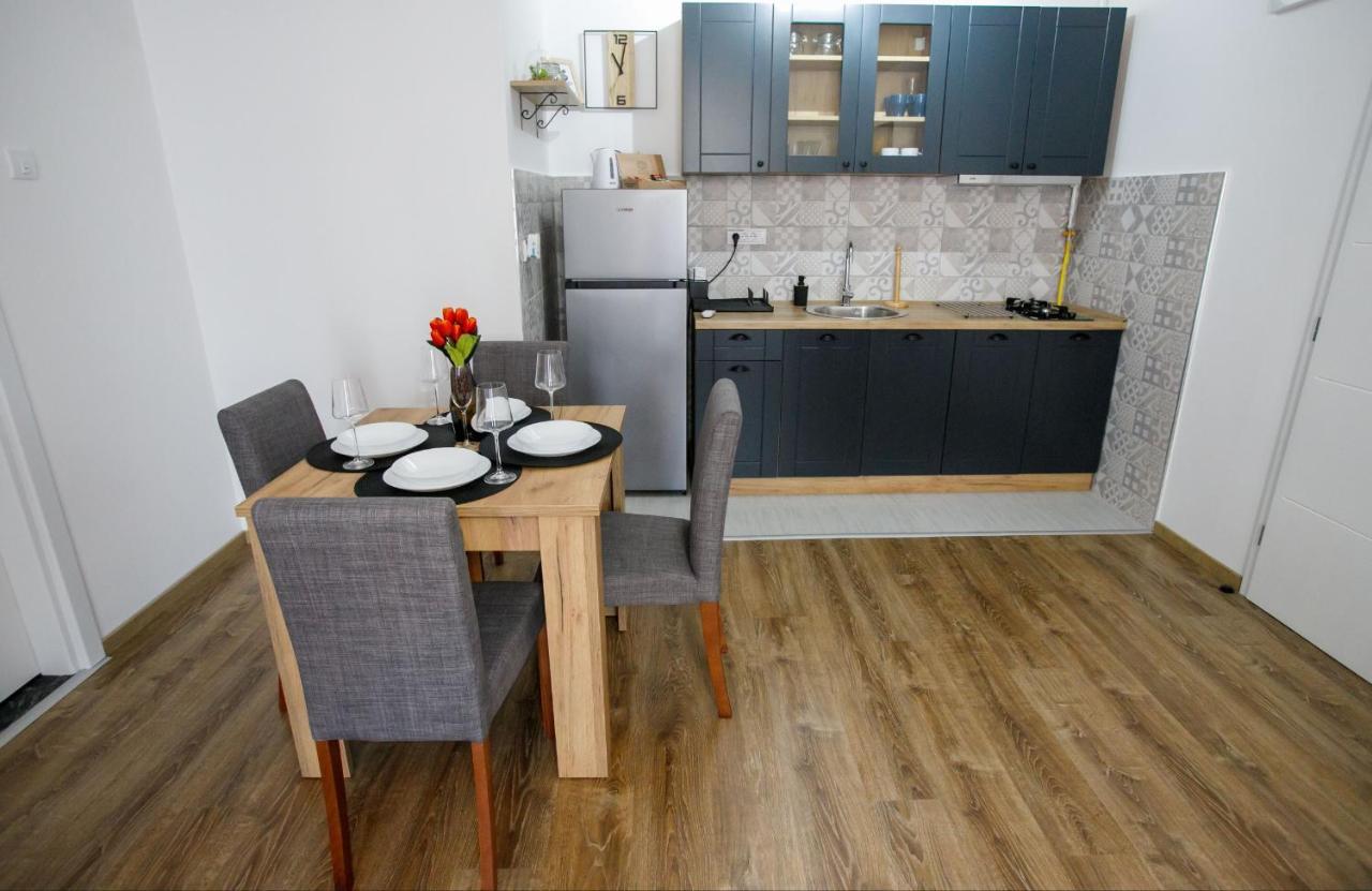 Apartman Paratetis 1 Palić Exterior foto